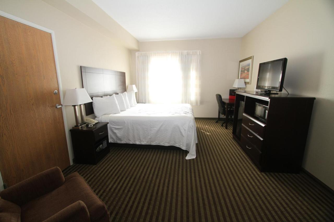 Bowman Inn And Suites Екстер'єр фото