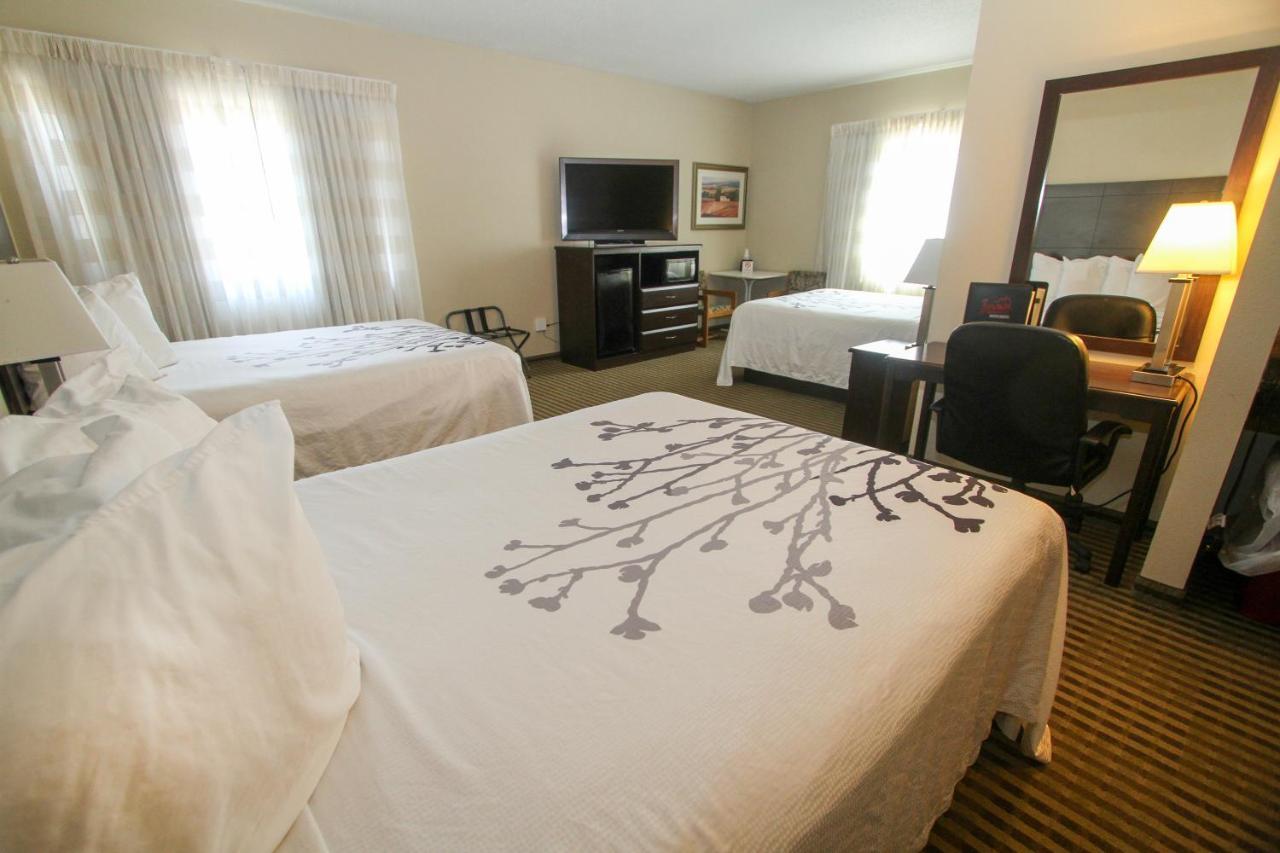 Bowman Inn And Suites Екстер'єр фото