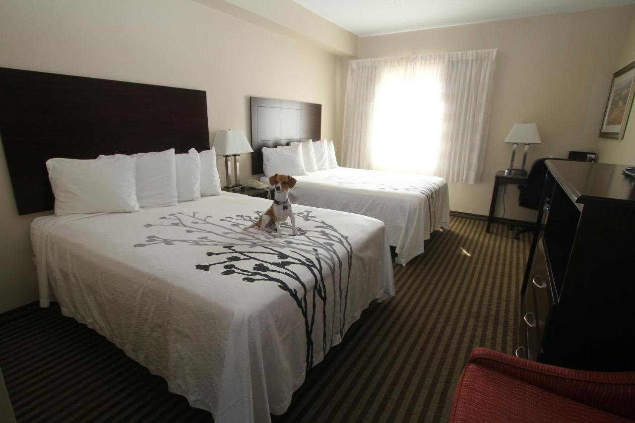 Bowman Inn And Suites Екстер'єр фото